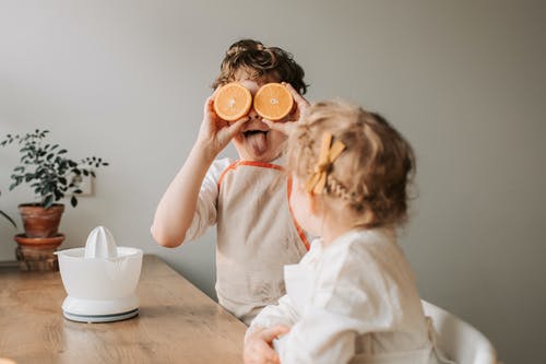 孩子多动、摔东西、打人、易怒……聪明的宝妈是这样做的！